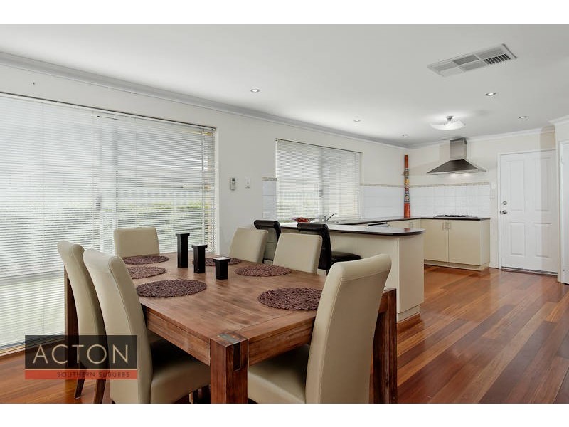 6 Mapleton Ave, Aubin Grove WA 6164