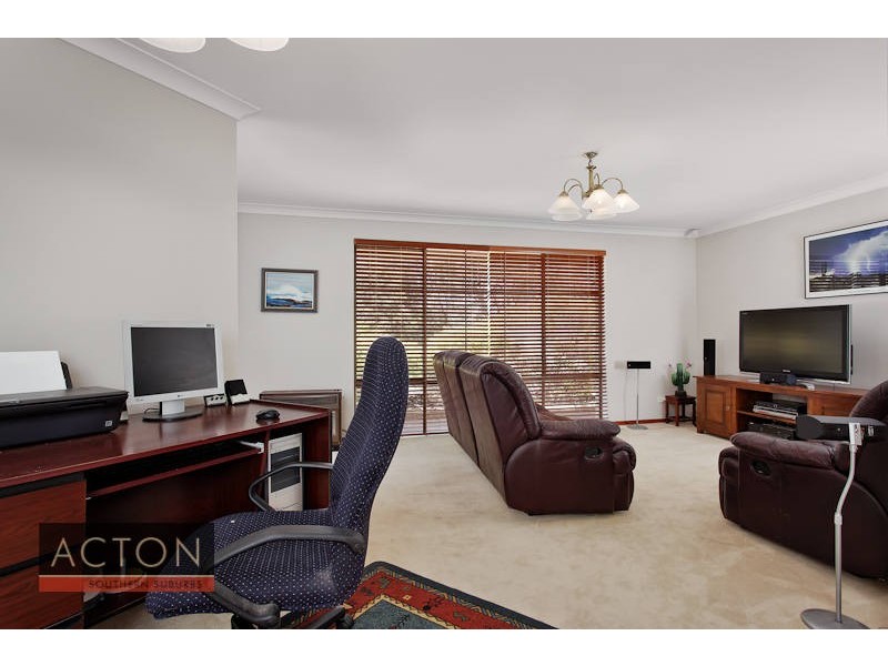 9 Candlebark Place, South Lake WA 6164