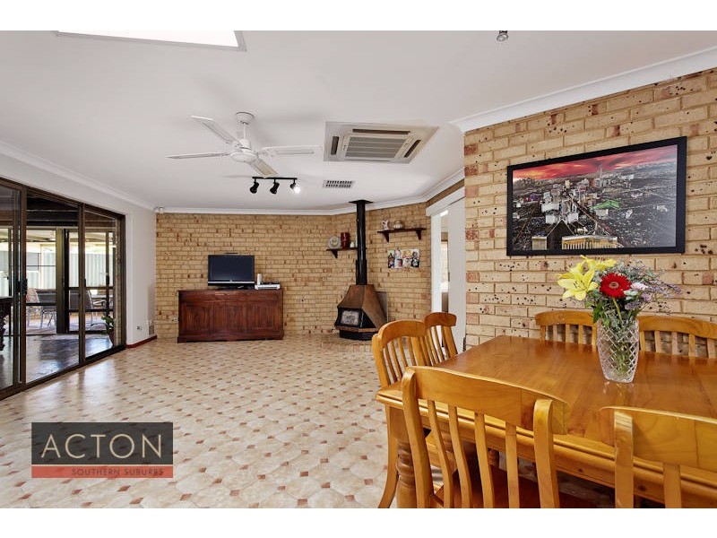 9 Candlebark Place, South Lake WA 6164