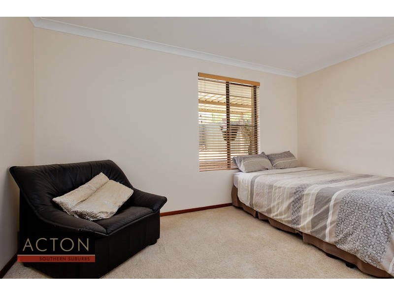 9 Candlebark Place, South Lake WA 6164