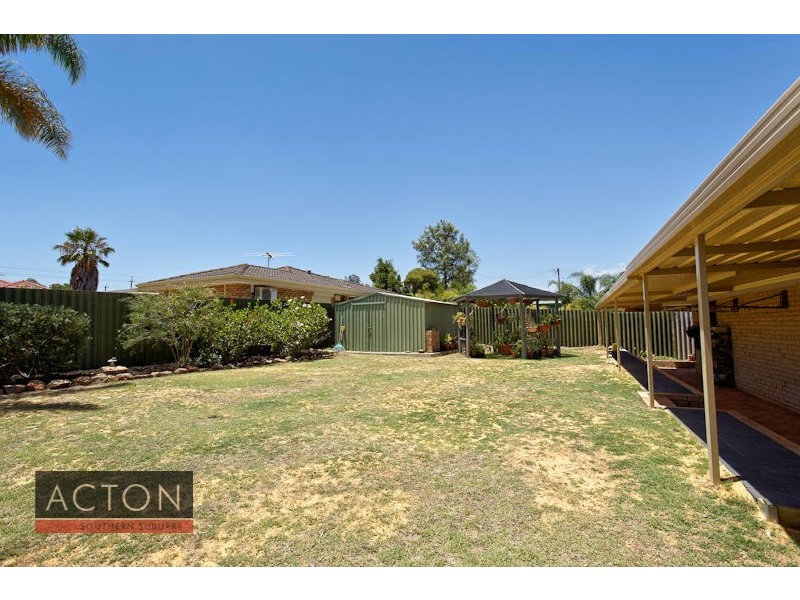 9 Candlebark Place, South Lake WA 6164