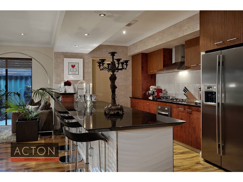 8 Freycinet Circuit, Aubin Grove WA 6164