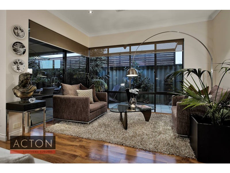 8 Freycinet Circuit, Aubin Grove WA 6164