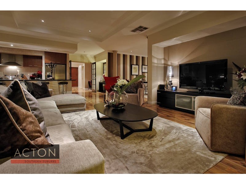 8 Freycinet Circuit, Aubin Grove WA 6164