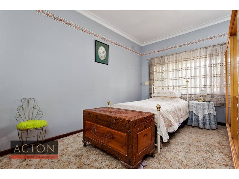 20 Leece Street, Coolbellup WA 6163