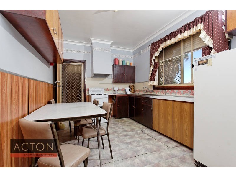 20 Leece Street, Coolbellup WA 6163