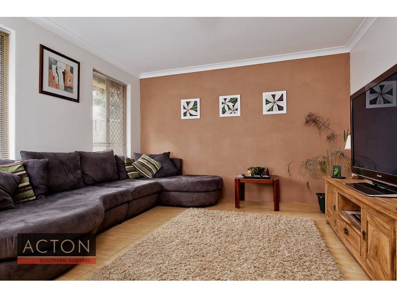 15B Sunshine Place, Bibra Lake WA 6163