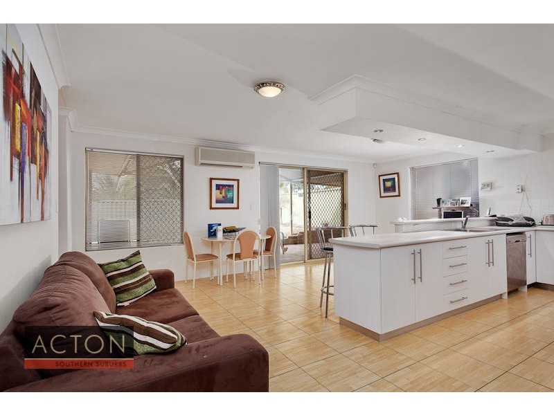 15B Sunshine Place, Bibra Lake WA 6163