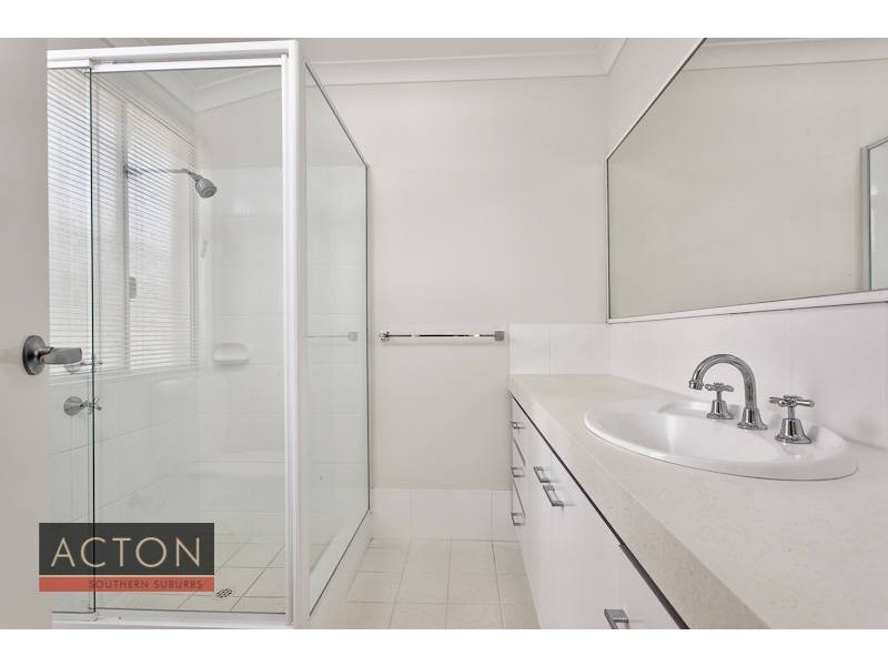 17B Sullivan Way, Kardinya WA 6163