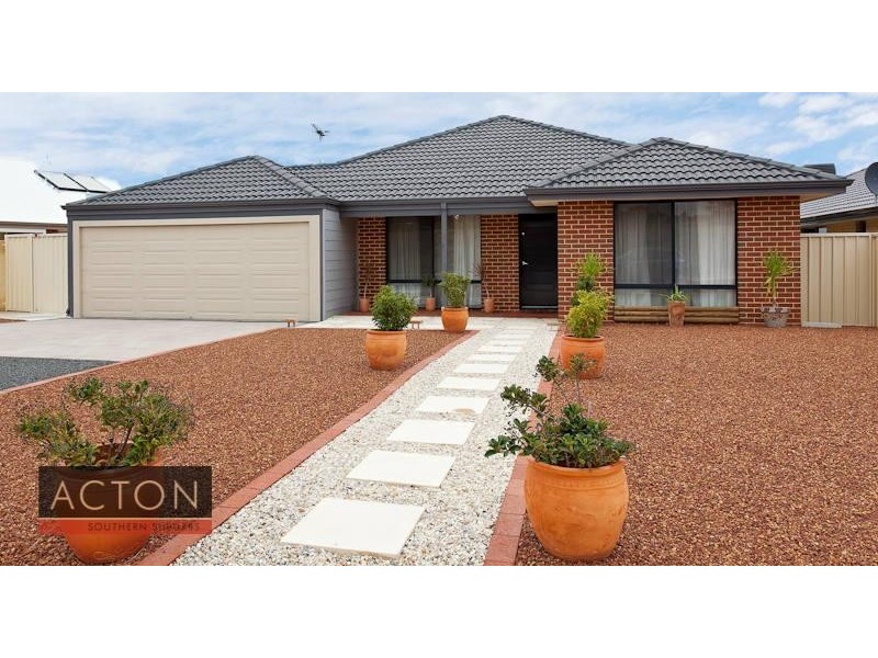 17 Storey Place, Yangebup WA 6164