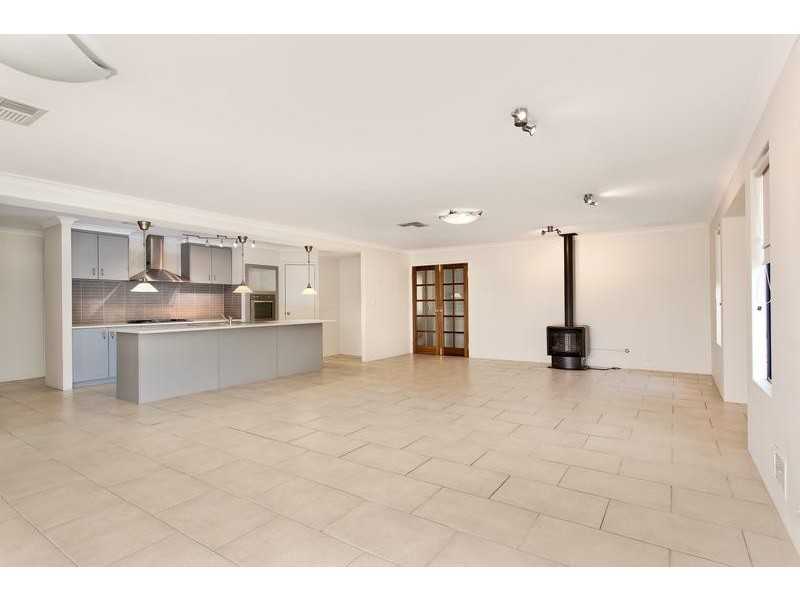 23 Blue Mountain Circuit, Aubin Grove WA 6164
