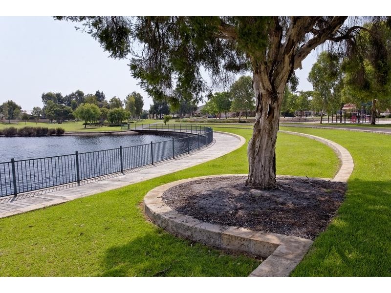 14 Kurrajong Approach, Atwell WA 6164