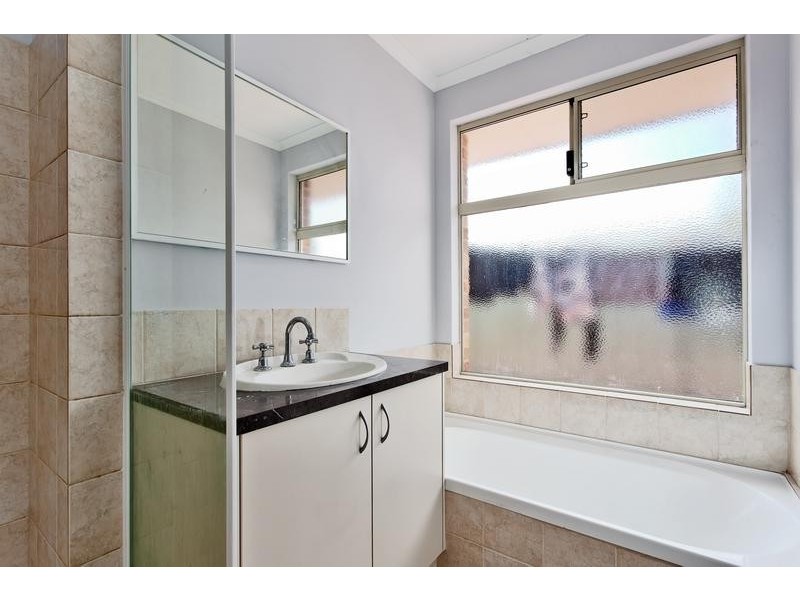 14 Kurrajong Approach, Atwell WA 6164