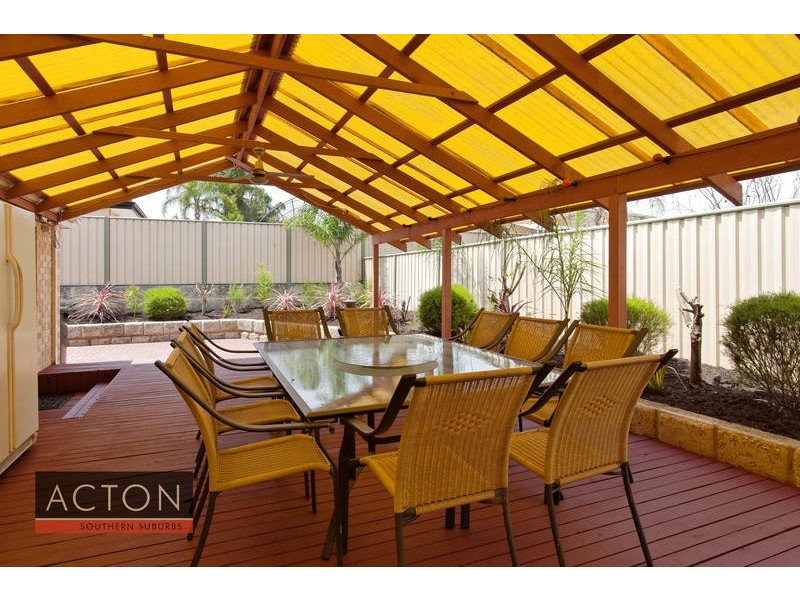 2 Lakeridge Drive, Cockburn Central, Success WA 6164