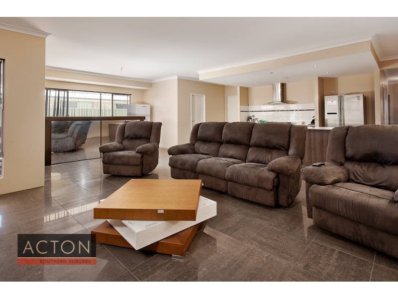 15 Vitality Mews, Aubin Grove WA 6164