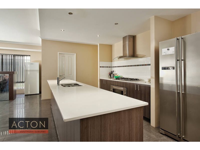 15 Vitality Mews, Aubin Grove WA 6164