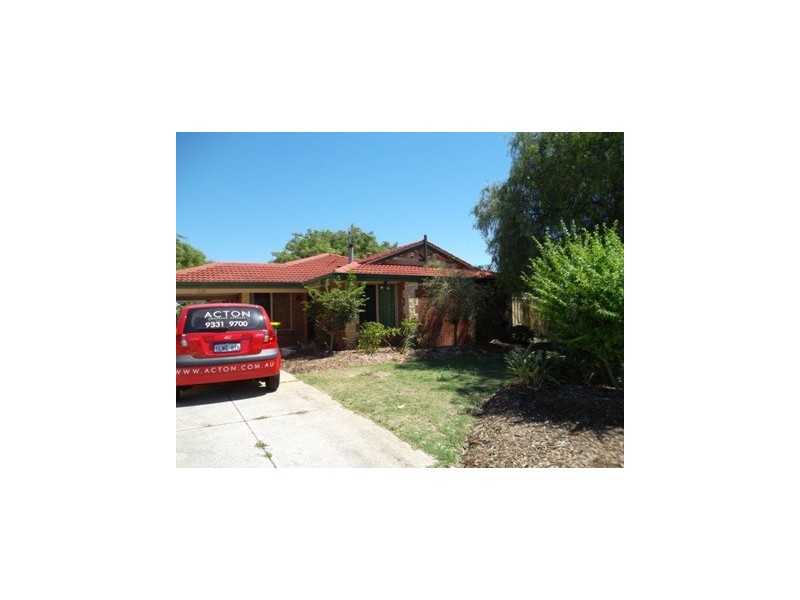 16 Camfield Loop, Parmelia WA 6167