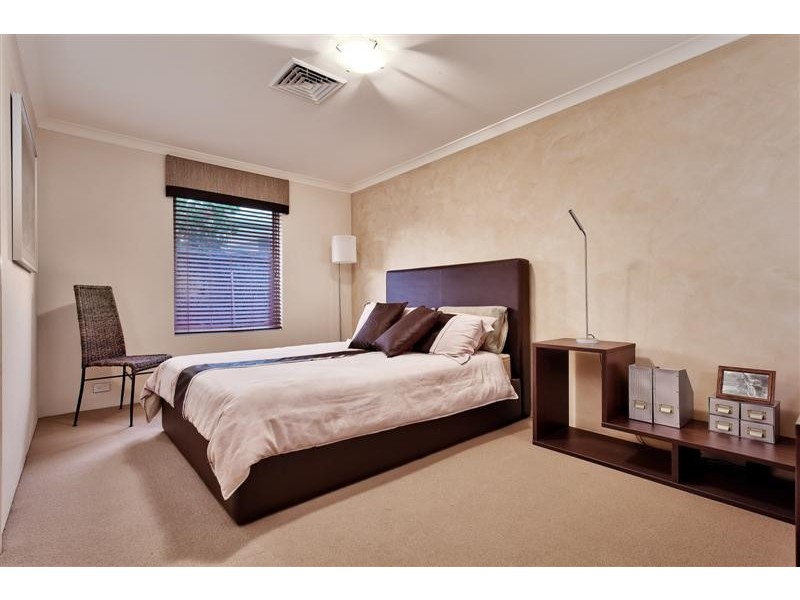 29 Harmony Avenue, Atwell WA 6164