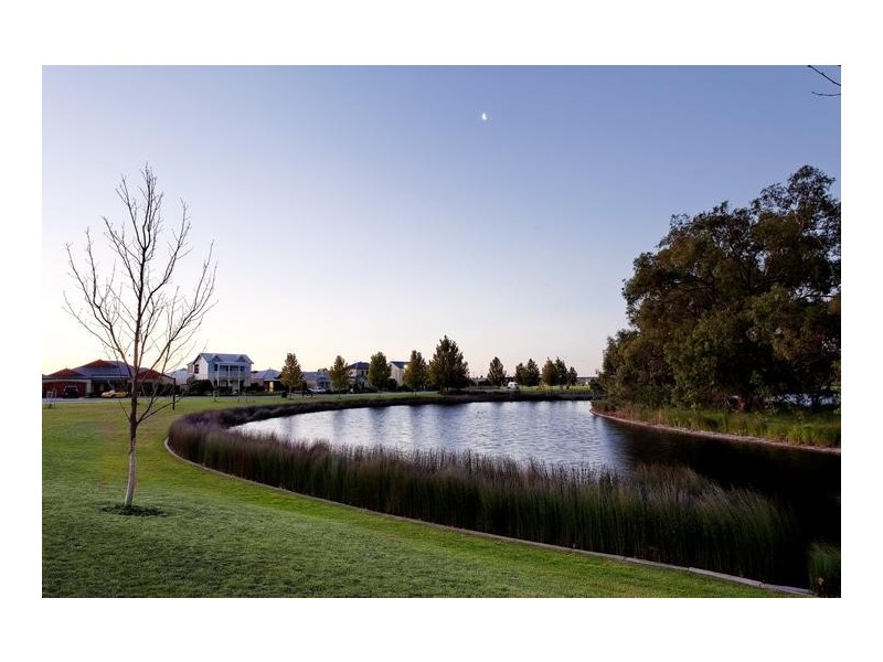 29 Harmony Avenue, Atwell WA 6164