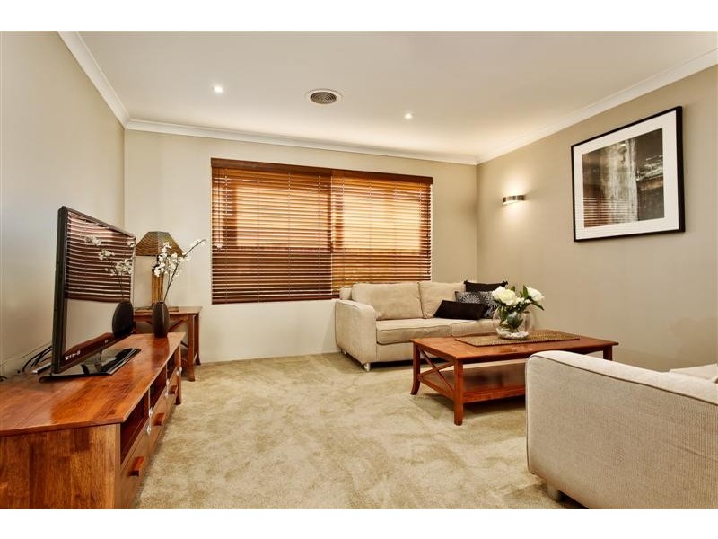 35 Leichhardt Crossing, Hammond Park WA 6164