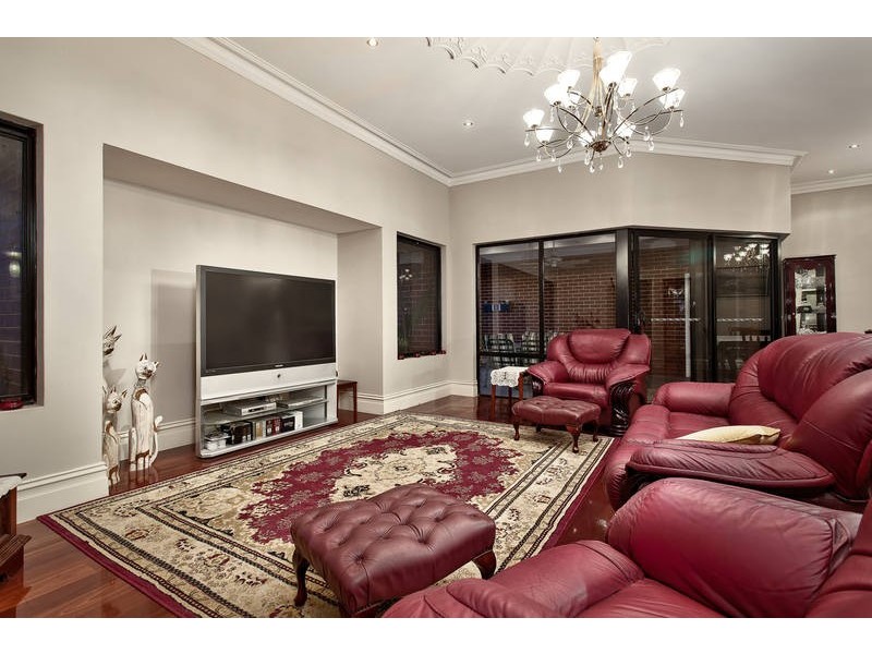 16 Cherub Terrace, Atwell WA 6164