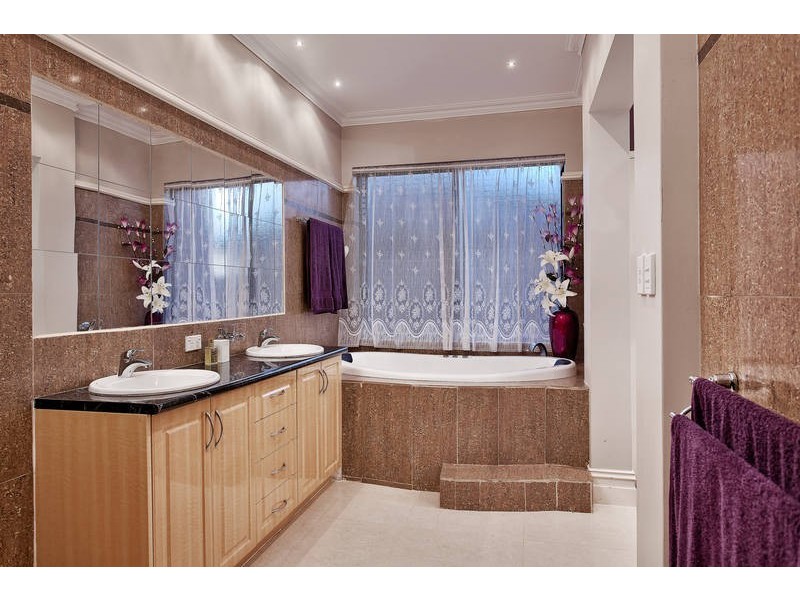 16 Cherub Terrace, Atwell WA 6164