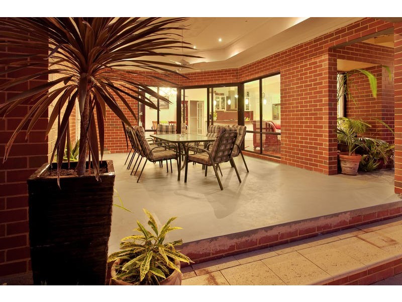 16 Cherub Terrace, Atwell WA 6164