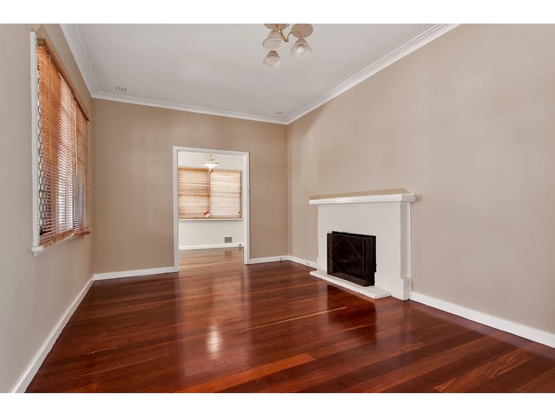1/12 Snook Crescent, Hilton WA 6163