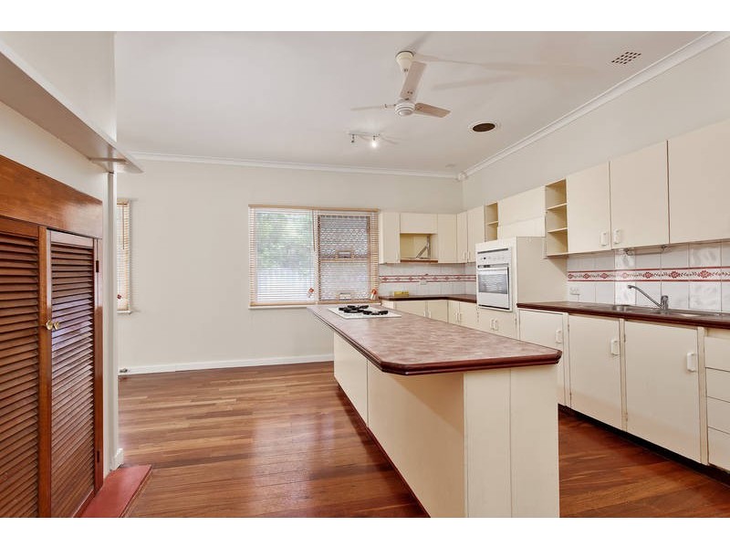 1/12 Snook Crescent, Hilton WA 6163
