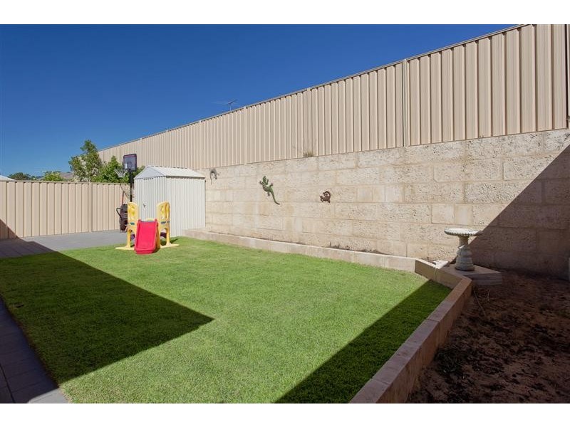 21 Dewsbury Drive, Bertram WA 6167