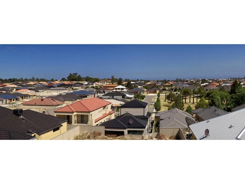 42 Romaine Loop, Darch WA 6065