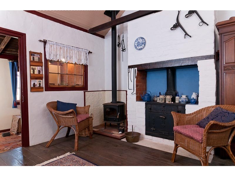 22 Avon Terrace, York WA 6302