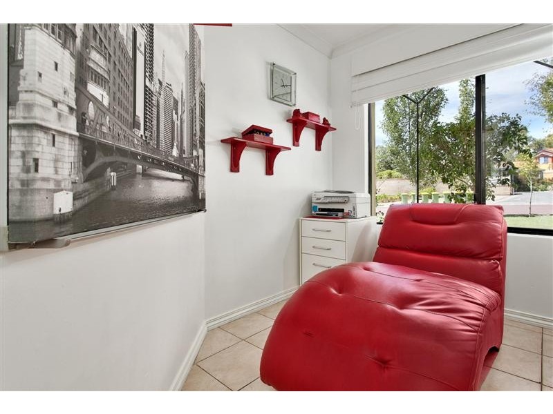 44 Paddington Court, Bibra Lake WA 6163