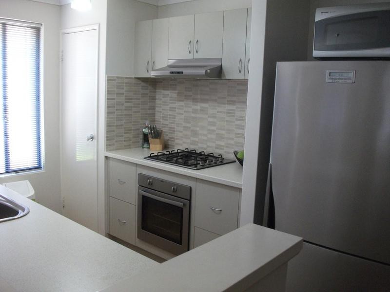 19 Dewsbury Drive, Bertram WA 6167