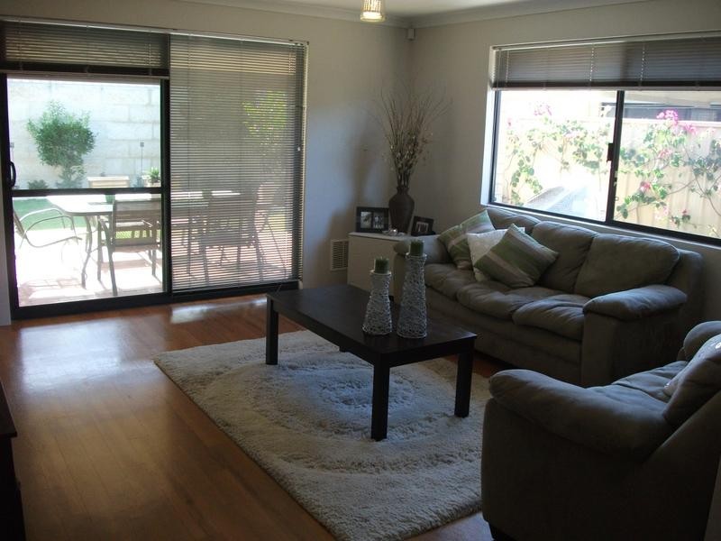 19 Dewsbury Drive, Bertram WA 6167