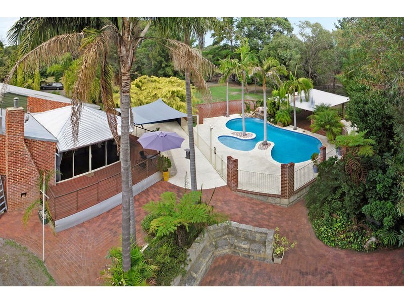 16 Grant Place, Banjup WA 6164