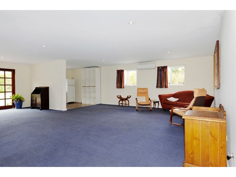 16 Grant Place, Banjup WA 6164