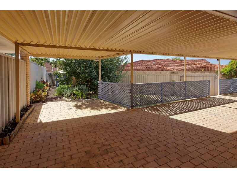 7a Bulrush Drive, Bibra Lake WA 6163