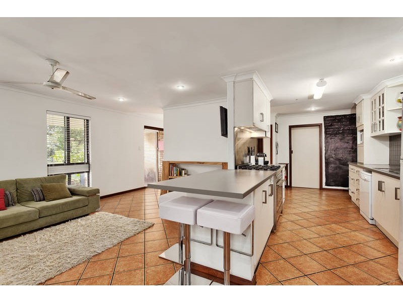 6 Christensen Street, Kardinya WA 6163