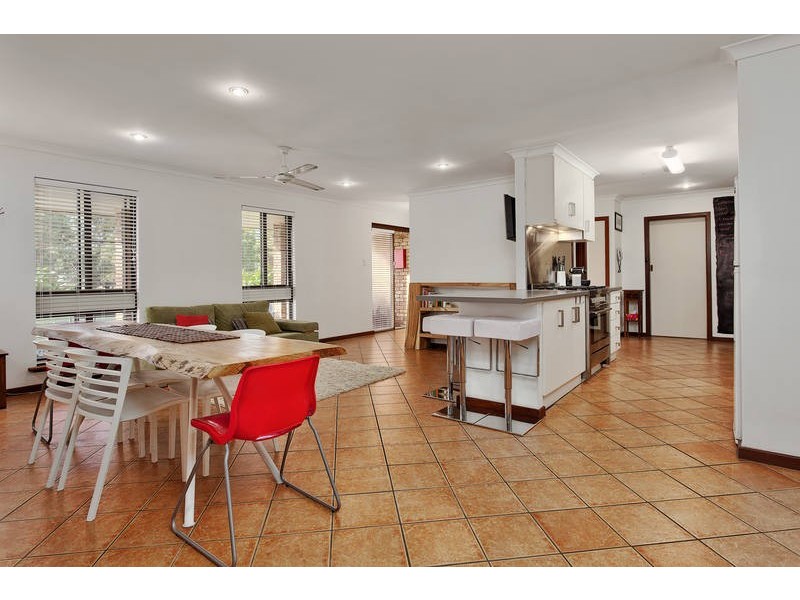 6 Christensen Street, Kardinya WA 6163