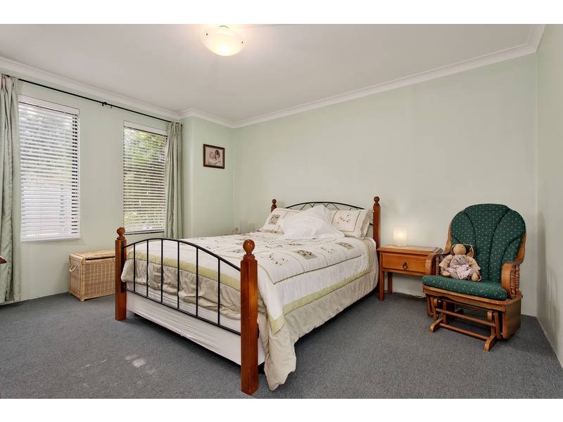 27 Bramley Way, Bibra Lake WA 6163