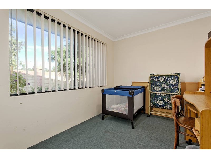 27 Bramley Way, Bibra Lake WA 6163