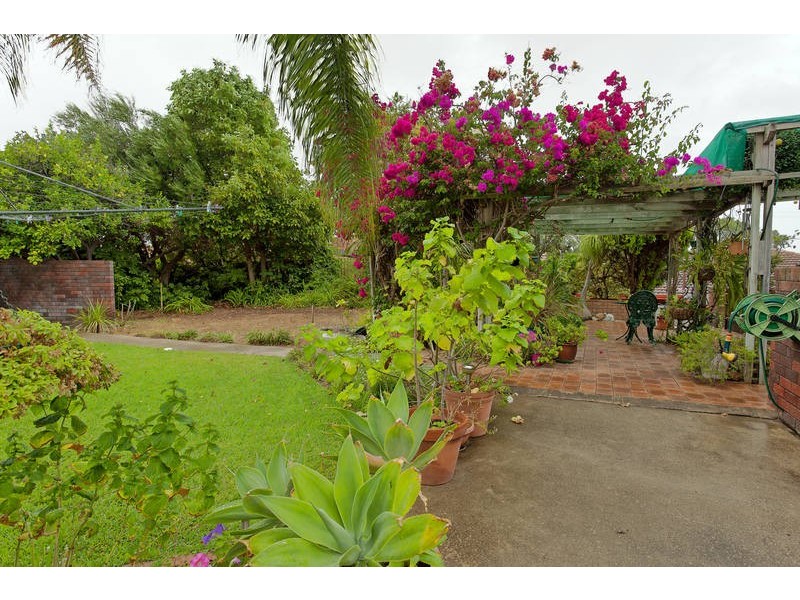 58 Pilgrim Way, Hamilton Hill WA 6163