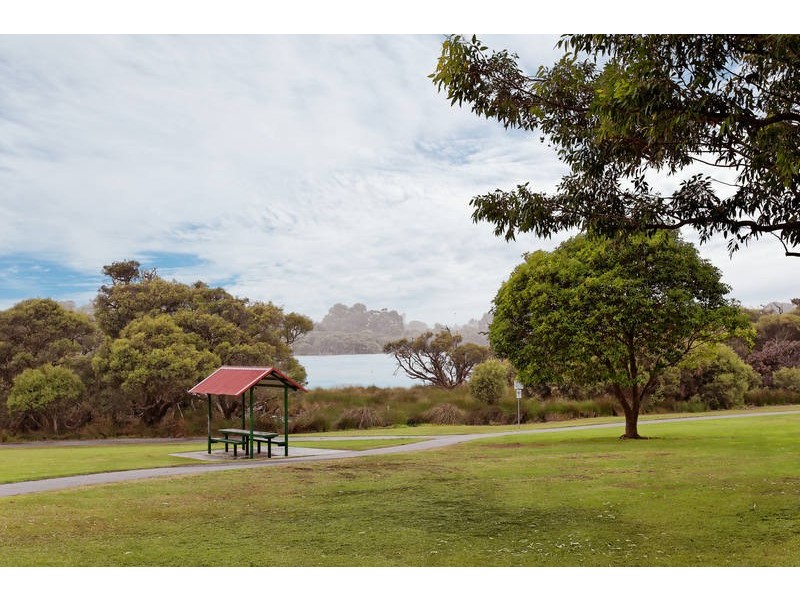 58 Pilgrim Way, Hamilton Hill WA 6163