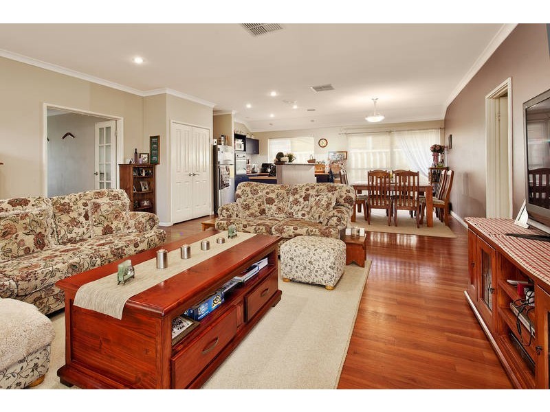 14 Harmony Avenue, Atwell WA 6164