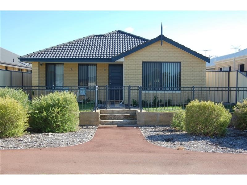 6 Grenada Lane, Success WA 6164