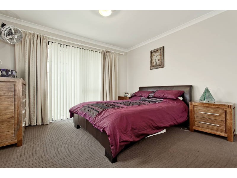 12a Oldham Crescent, Hilton WA 6163