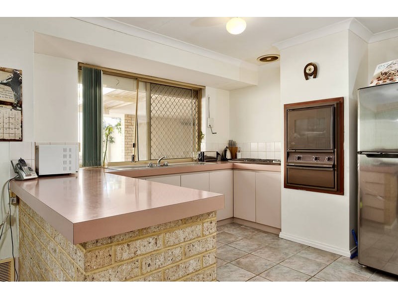 34 Williambury Drive, Yangebup WA 6164