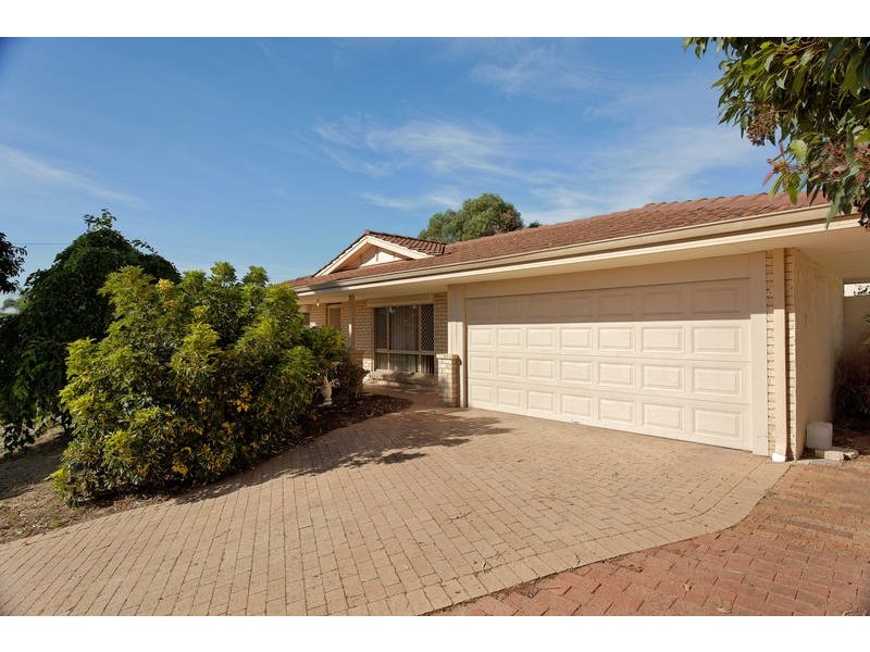 34 Williambury Drive, Yangebup WA 6164