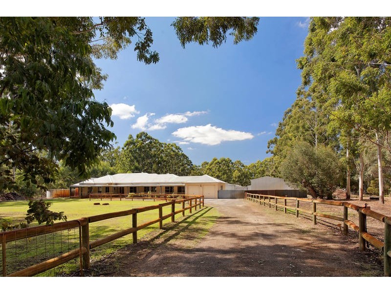 68 Swamp Gum Road, Oakford WA 6121